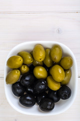 White salad with green and black olives