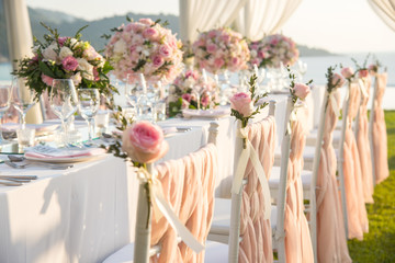 Table setting at a luxury wedding and Beautiful flowers on the table. - 191370602