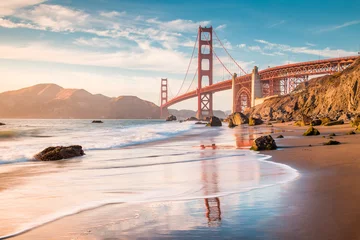 Fotobehang Baker Beach, San Francisco Golden Gate Bridge bij zonsondergang, San Francisco, Californië, VS