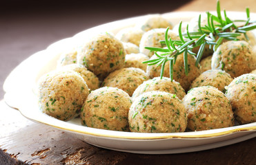 Markklößchen, Markknödel, roh