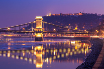 Fototapeta na wymiar Sunset at Budapest chain bridge, Hungary