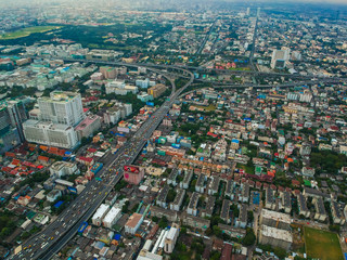 Fototapeta na wymiar Cityscape of Bangkok skyscraper