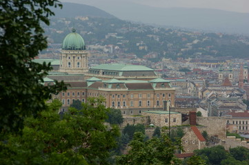 Fototapeta na wymiar Pioggia su Budapest