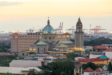 Naklejka premium Manila Cathedral located in the Intramuros district of Manila