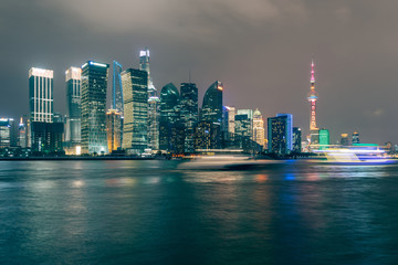 Fototapeta na wymiar Shanghai skyline, Shanghai downtown district at night in China.