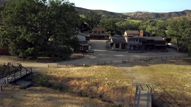 PARAMOUNT RANCH TOWN