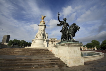 The Buckingham Palace and the Victoria Memorial