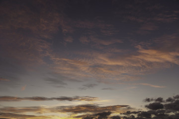 Fototapeta premium Sonnenuntergang mit Wolken