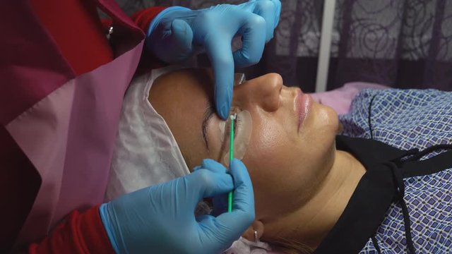 procedure in the beauty salon: lamination of eyelashes and eyebrows. Saturation of eyebrows with keratin. application of a special fixing solution. 4 k