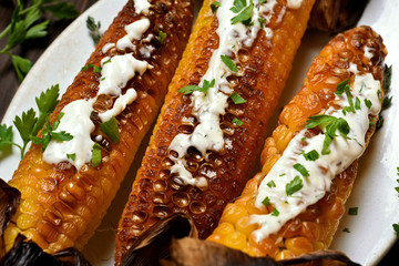 Grilled corn, top view