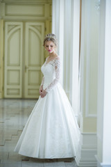 Fototapeta premium Beautiful bride in wedding dress