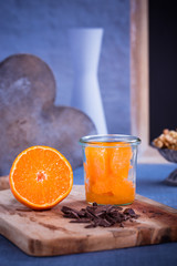 Orangenfilets im Glas