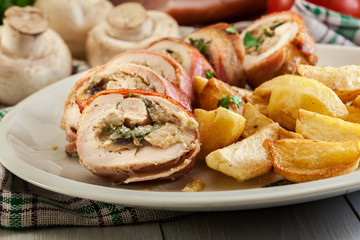 Chicken breast stuffed with champignon