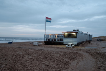 Am Strand von Bergen aan Zee/NL am Abend