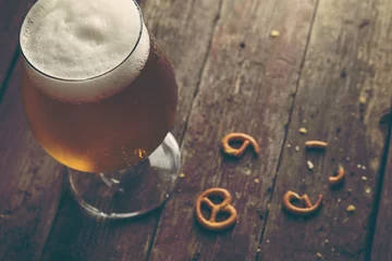 Foto auf Glas Pretzels and beer © Impact Photography