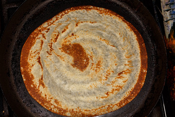 Приготовление домашних блинов