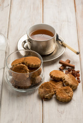 cup of tea with cinnamon cookies
