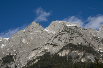 Fototapeta na wymiar The Austrian Alps basking in the timid winter sunshine