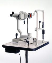 keratometer - ophthalmometer instrument