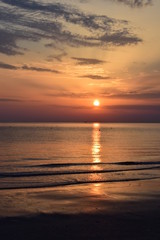 Sonnenaufgang am Meer