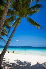Papier Peint photo Plage blanche de Boracay Vacances tropicales sur la plage de sable blanc avec soleil, ciel bleu et palmiers. Plage blanche à Boracay, Philippines.