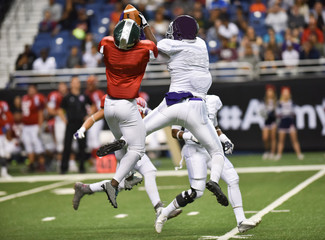Amazing catches by Athletic Football Players