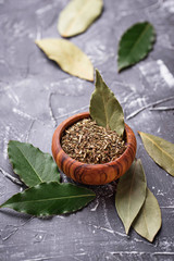 Fresh, ground and dried bay leaf