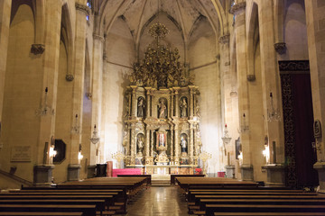 Europe, Spain, Balearic Islands, Mallorca. Esporles. Esglesia de Sant Pere, Church of St. Peter. Altar.