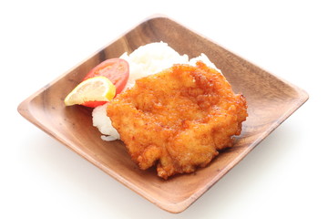 Fried cheese and rice with tomato and lemon
