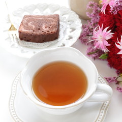 strawberry and chocolate marble pattern pound cake and tea
