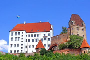 Naklejka premium Burg Trausitz in LANDSHUT ( Bayern ) 