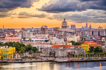 Acrylic prints Havana Havana, Cuba downtown skyline.