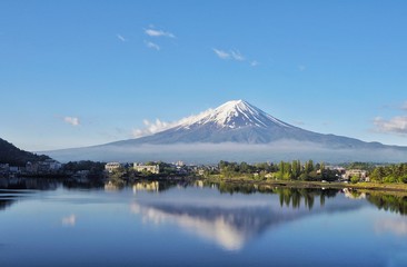 Obraz premium Mount Fuji on summer In Tokyo, Japan