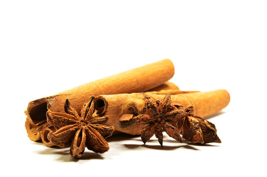Cinnamon stick and star anise spice
