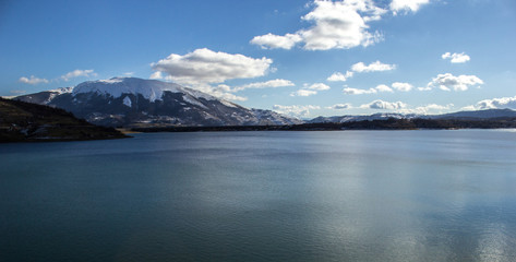 Lago di Campotosto (AQ).