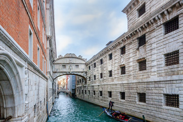 Fototapeta na wymiar Ponte dei Sospiri Bridge of Sighs and the canal Rio di Palazzo Venice lagoon city Italy