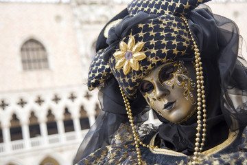 Fototapeta na wymiar Carnevale di Venezia maschere