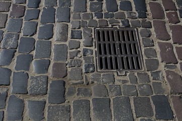 Grate of waterspout sewage drain way