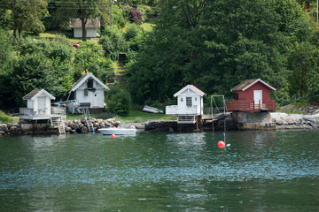 Fototapeta premium Strand- und Badehäser am Oslofjord