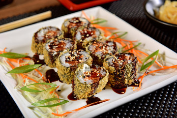 Fried sushi with sweet sauce
