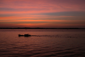 Fototapeta premium Sunset in Mawlamyine
