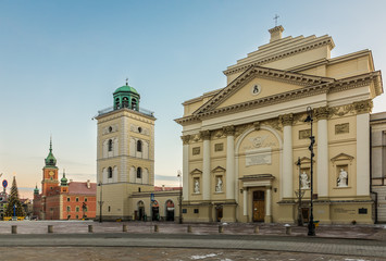 Obraz premium Saint Anne church on the castle square in Warsaw, Poland