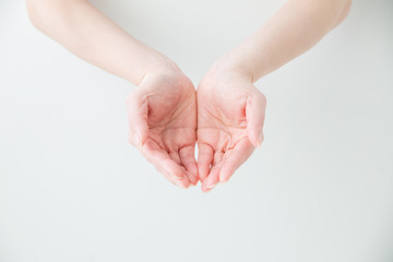 【切抜パス付き】なにかを持つ手
