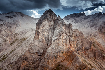 Fototapeta premium Wild rocky scenery in the Gravon del Forame, Cortina d'Ampezzo, Dolomites, Italy