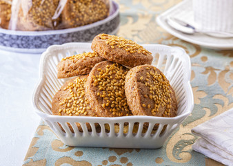Sesame cookies