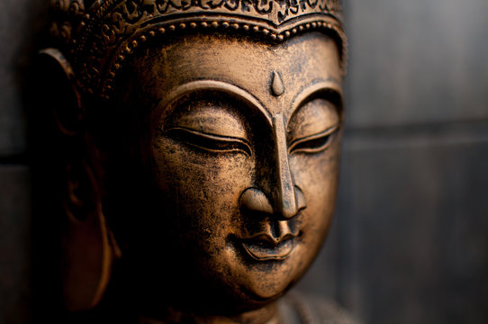 FIGURA BUDA TIPO ZEN