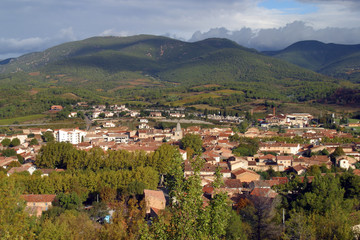 Fototapeta na wymiar France, Languedoc-Roussillon, Herault, the view over the picturesque town of St-Chinian towards the Haut-Languedoc