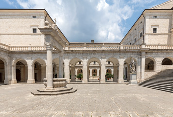 Obraz premium Cistern in the Cloister of Bramante, Benedictine abbey of Montecassino. Italy