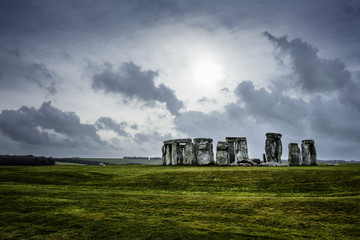 Stonehenge, prehistoric monument in Wiltshire, England