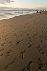 砂浜の足跡